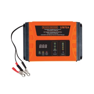 BLACK AND DECKER SMART CHARGER - AUTO / MANUAL - 2/8/12 AMP BC12-B2