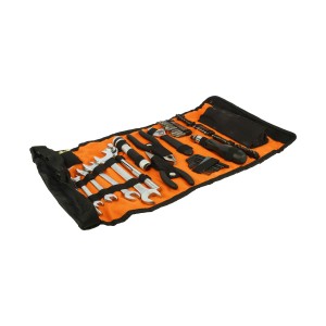 BLACK AND DECKER 71 PCS AUTOMOBILE ACCESSORY SET A7144-XJ